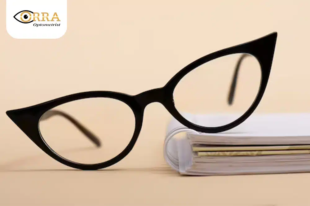 แว่นตาทรงแคตอาย (Cat-Eye Glasses)